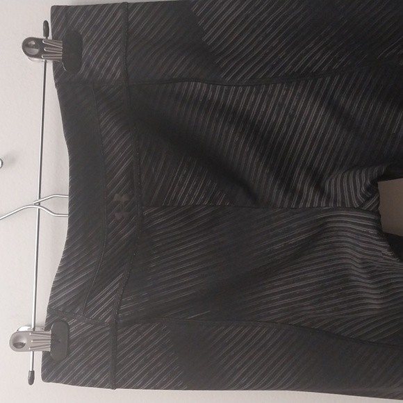 Under Armour Black/Grey Leggings with Zipper Calf size Medium - Picture 2 of 8
